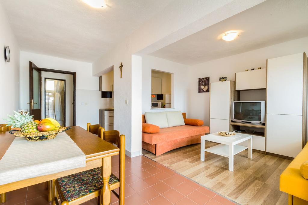 Apartmani Bregovec Maslenica Exteriör bild