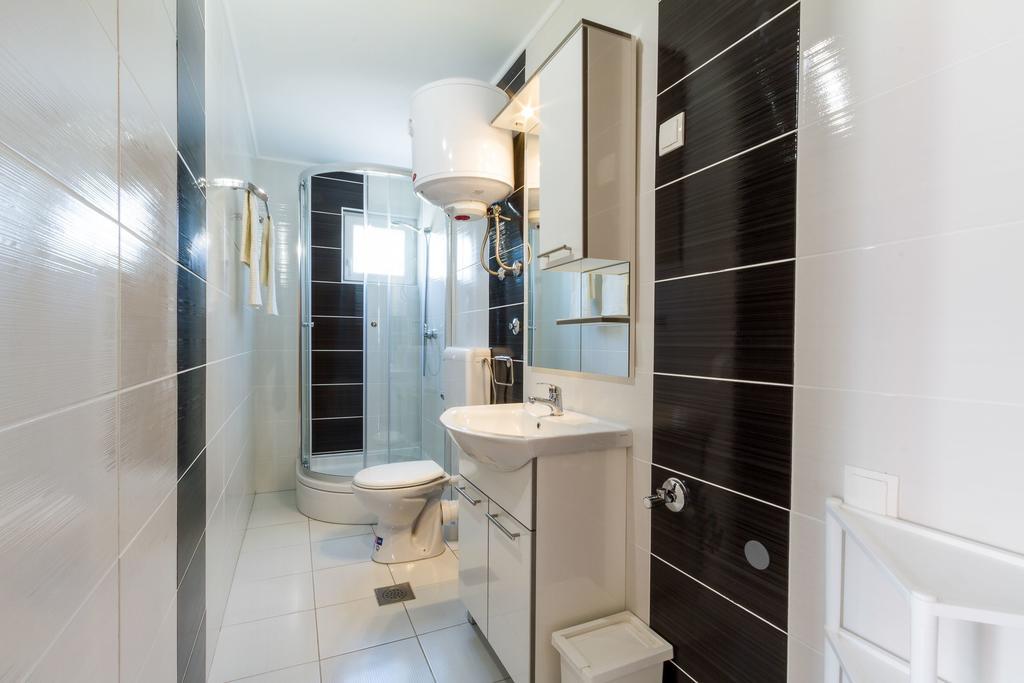 Apartmani Bregovec Maslenica Exteriör bild