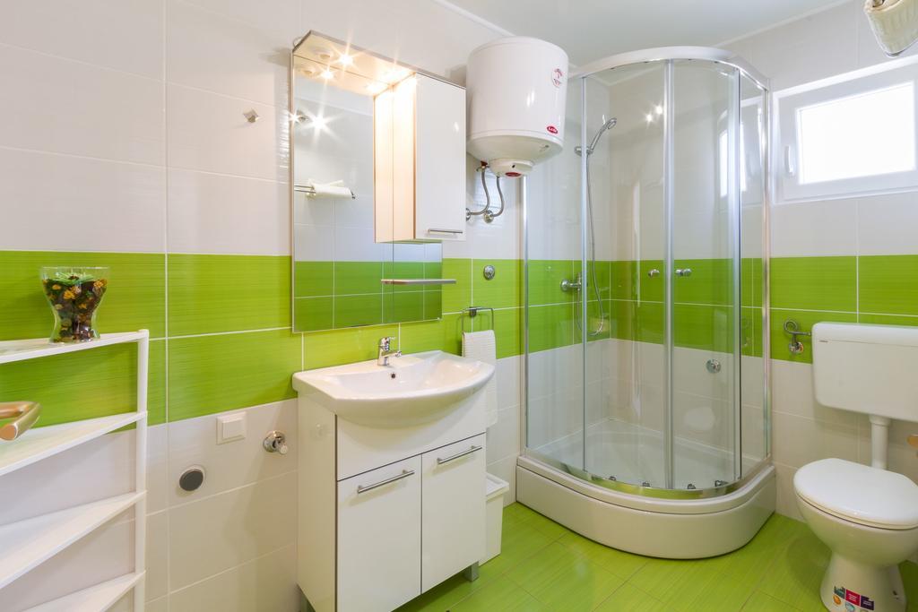 Apartmani Bregovec Maslenica Exteriör bild